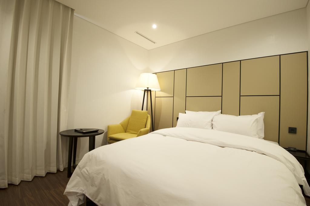 Hotel The Artist Yeoksam Seoel Buitenkant foto
